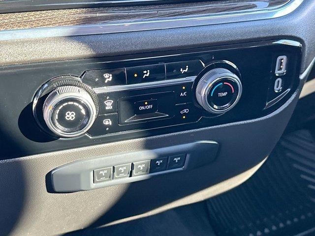 2024 Chevrolet Silverado 3500 HD Regular Cab Long Box 4-Wheel Drive LT