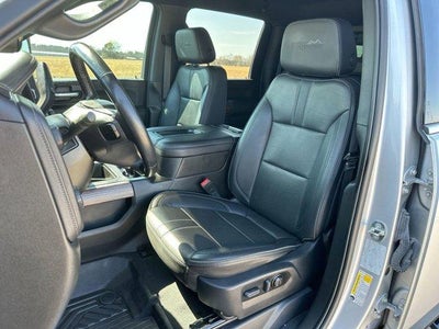 2022 Chevrolet Silverado 2500 HD Crew Cab Standard Box 4-Wheel Drive High Country