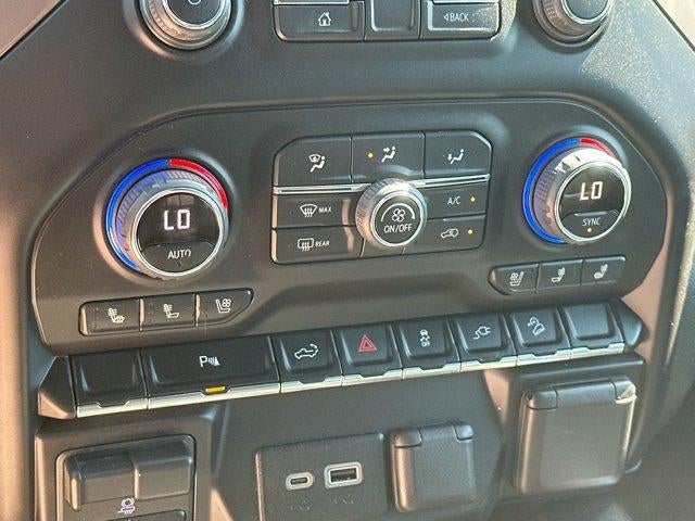 2022 Chevrolet Silverado 2500 HD Crew Cab Standard Box 4-Wheel Drive High Country