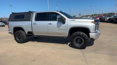 2022 Chevrolet Silverado 2500 HD Crew Cab Standard Box 4-Wheel Drive High Country