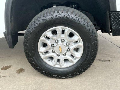 2022 Chevrolet Silverado 3500 HD Crew Cab Long Box 4-Wheel Drive LT