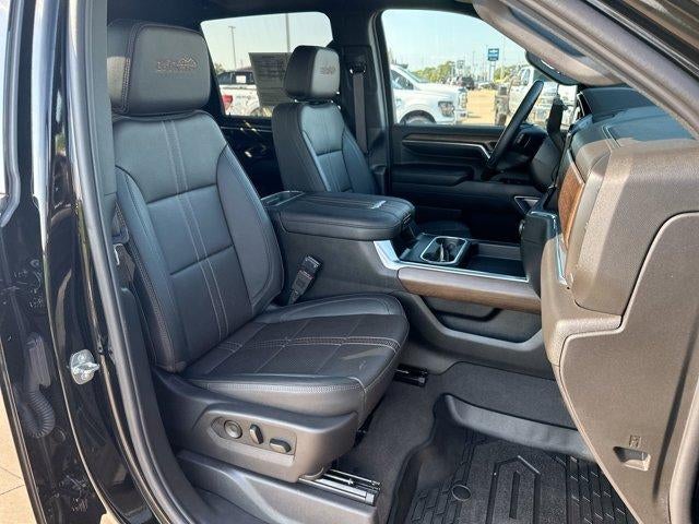 2024 Chevrolet Silverado 3500 HD Crew Cab Long Box 4-Wheel Drive High Country