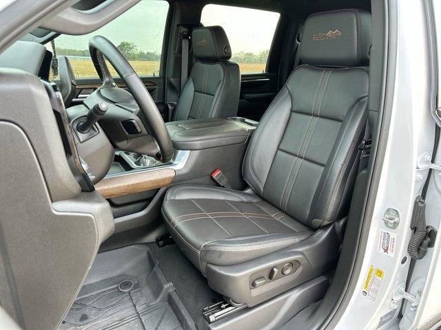 2024 Chevrolet Silverado 3500 HD Crew Cab Long Box 4-Wheel Drive High Country