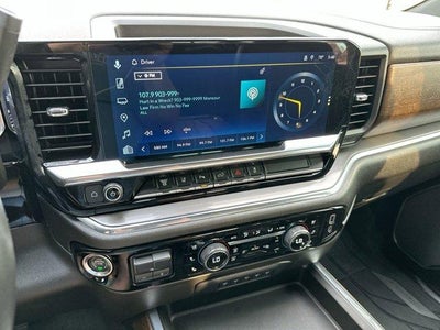 2024 Chevrolet Silverado 3500 HD Crew Cab Long Box 4-Wheel Drive High Country