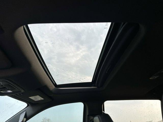 2024 Chevrolet Silverado 3500 HD Crew Cab Long Box 4-Wheel Drive High Country