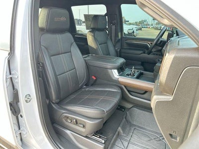 2024 Chevrolet Silverado 3500 HD Crew Cab Long Box 4-Wheel Drive High Country