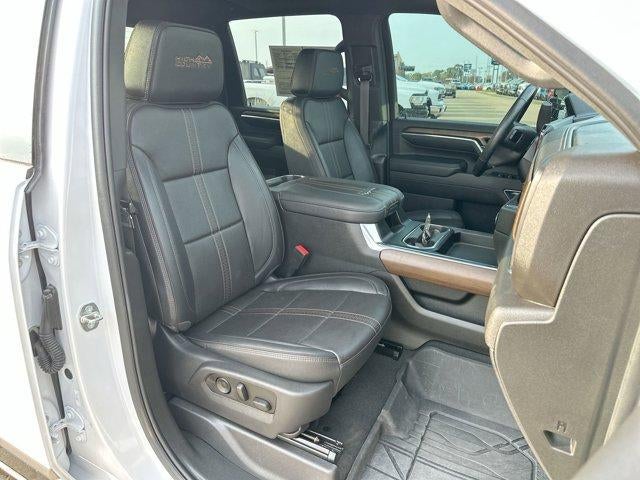 2024 Chevrolet Silverado 3500 HD Crew Cab Long Box 4-Wheel Drive High Country