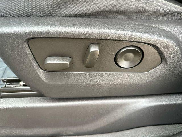 2023 Chevrolet Silverado 1500 Crew Cab Short Box 4-Wheel Drive Custom