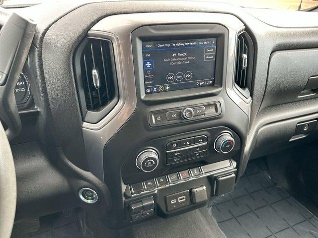 2023 Chevrolet Silverado 1500 Crew Cab Short Box 4-Wheel Drive Custom