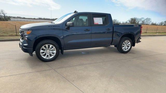 2023 Chevrolet Silverado 1500 Crew Cab Short Box 4-Wheel Drive Custom
