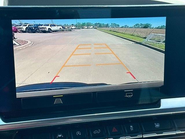 2023 Chevrolet Silverado 1500 Crew Cab Short Box 4-Wheel Drive LT 2FL