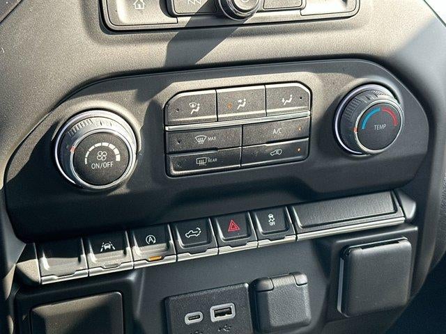 2025 Chevrolet Silverado 1500 Crew Cab Short Box 4-Wheel Drive Custom