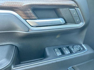 2022 Chevrolet Silverado 1500 Crew Cab Short Box 4-Wheel Drive RST