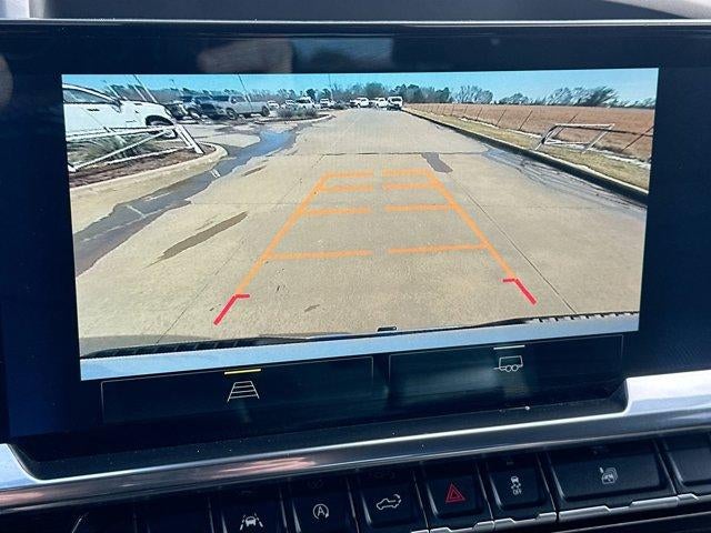 2025 Chevrolet Silverado 1500 Crew Cab Short Box 4-Wheel Drive LT 1LT