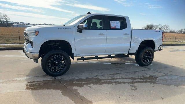 2025 Chevrolet Silverado 1500 Crew Cab Short Box 4-Wheel Drive LT 1LT