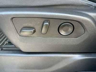 2025 Chevrolet Silverado 1500 Crew Cab Short Box 4-Wheel Drive LT 1LT