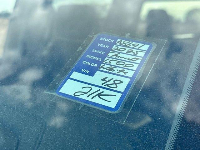 2025 Chevrolet Silverado 1500 Crew Cab Short Box 4-Wheel Drive LT 1LT