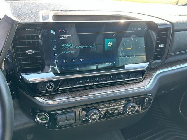 2025 Chevrolet Silverado 1500 Crew Cab Short Box 4-Wheel Drive LT 1LT