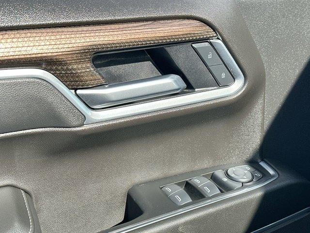 2025 Chevrolet Silverado 1500 Crew Cab Short Box 4-Wheel Drive LT 1LT