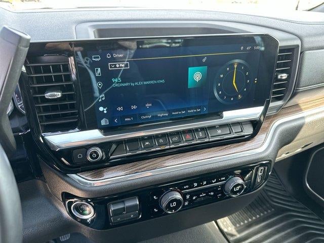 2025 Chevrolet Silverado 1500 Crew Cab Short Box 4-Wheel Drive LT 1LT