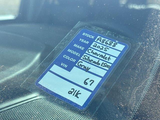 2025 Chevrolet Silverado 1500 Crew Cab Short Box 4-Wheel Drive LT 1LT