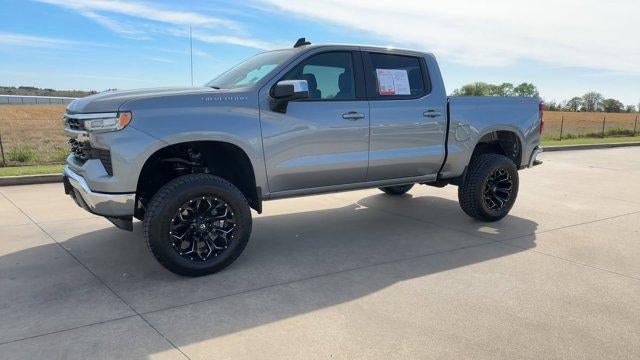 2025 Chevrolet Silverado 1500 Crew Cab Short Box 4-Wheel Drive LT 1LT