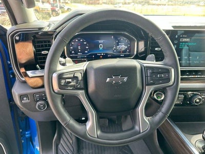 2025 Chevrolet Silverado 1500 Crew Cab Short Box 4-Wheel Drive RST