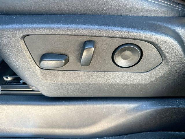 2025 Chevrolet Silverado 1500 Crew Cab Short Box 4-Wheel Drive High Country