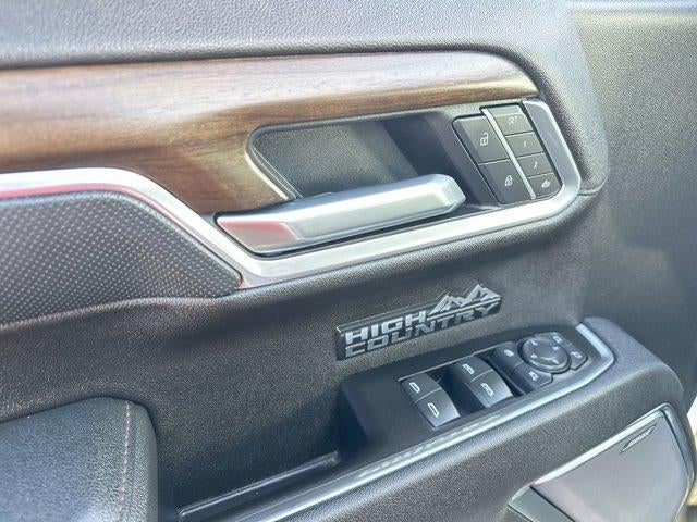 2025 Chevrolet Silverado 1500 Crew Cab Short Box 4-Wheel Drive High Country