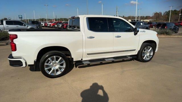 2025 Chevrolet Silverado 1500 Crew Cab Short Box 4-Wheel Drive High Country