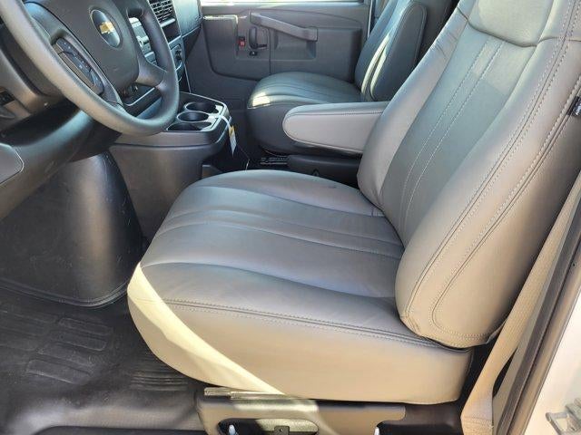 2025 Chevrolet Express Cargo 2500 Base