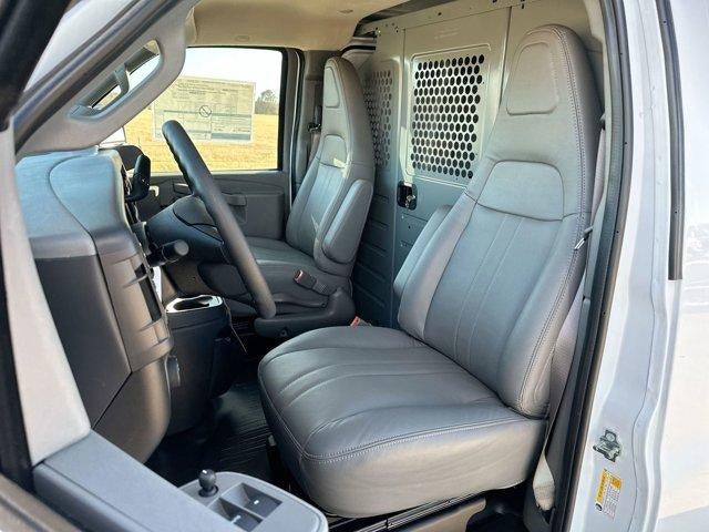 2025 Chevrolet Express Cargo 2500 Base
