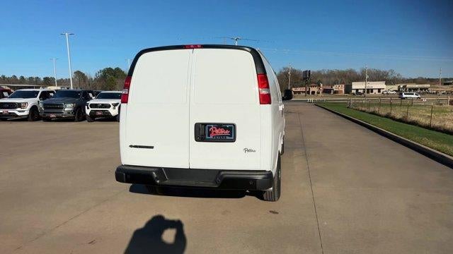 2025 Chevrolet Express Cargo 2500 Base