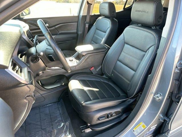 2023 GMC Acadia FWD Denali