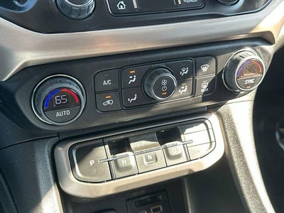 2023 GMC Acadia FWD Denali