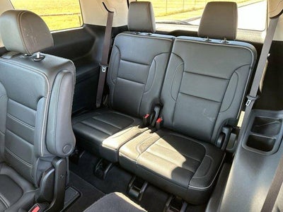 2023 GMC Acadia FWD Denali