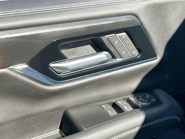 2025 GMC Yukon 4WD 4dr Denali