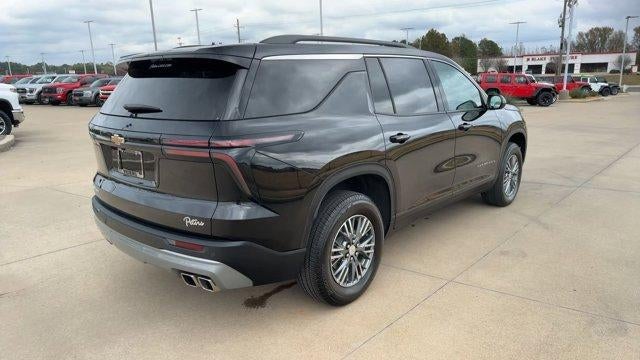 2025 Chevrolet Traverse LT w/1LT