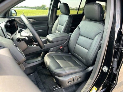 2025 Chevrolet Traverse LT w/1LT