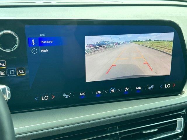 2025 Chevrolet Traverse LT w/1LT