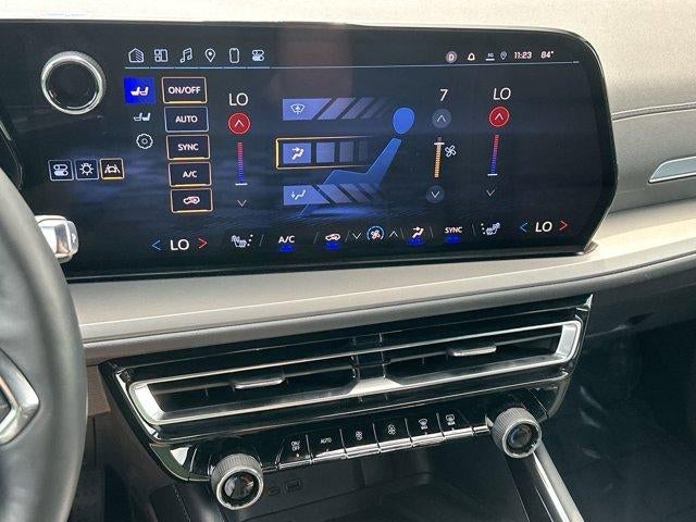 2025 Chevrolet Traverse LT w/1LT