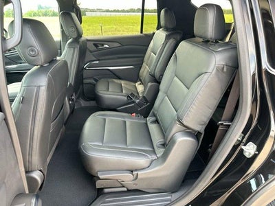 2025 Chevrolet Traverse LT w/1LT