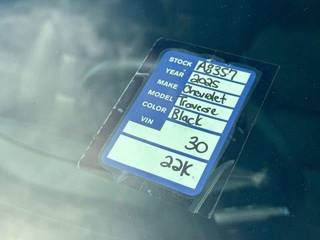 2025 Chevrolet Traverse LT w/1LT