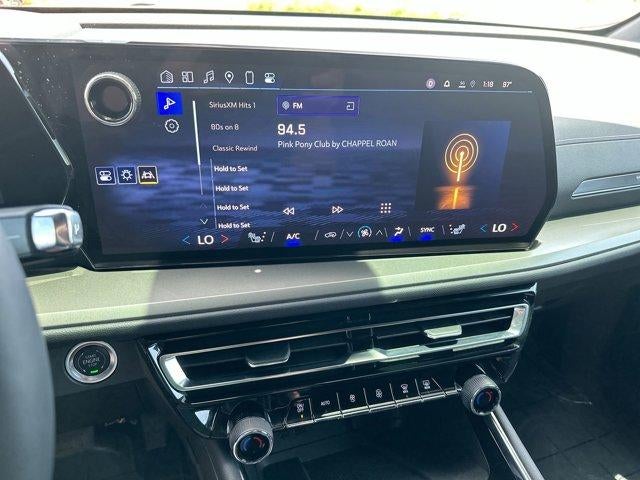 2025 Chevrolet Traverse LT w/1LT