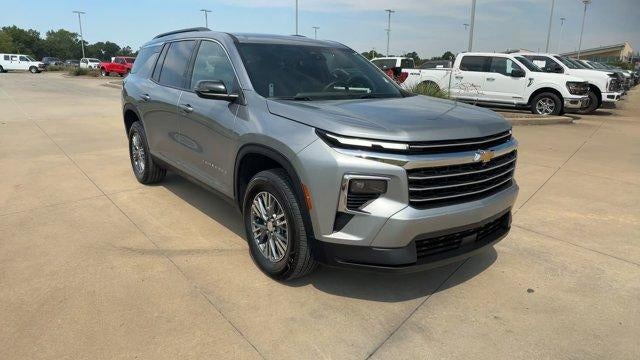 2025 Chevrolet Traverse LT w/1LT