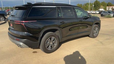 2024 Chevrolet Traverse LT w/2LT