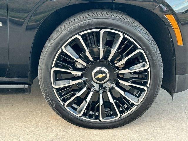 2025 Chevrolet Suburban 4WD High Country