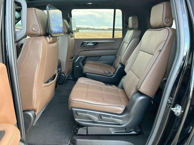 2025 Chevrolet Suburban 4WD High Country