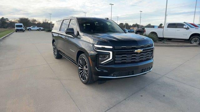 2025 Chevrolet Suburban 4WD High Country