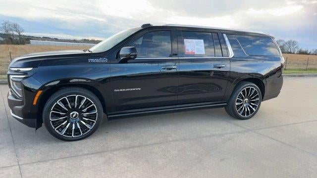 2025 Chevrolet Suburban 4WD High Country